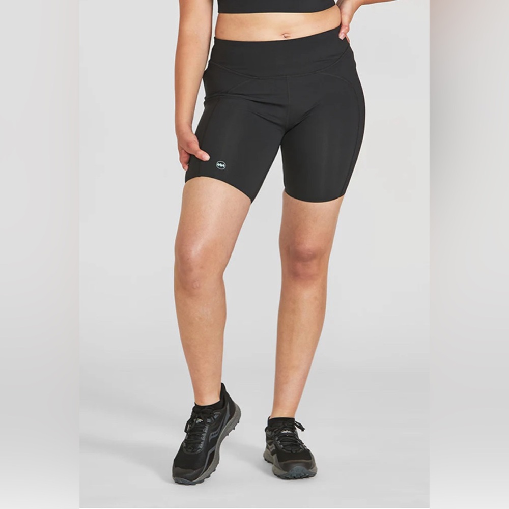 Janji Women's Black Athletic Shorts